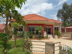 Kiraa's Exceptional Pretty House on Sell