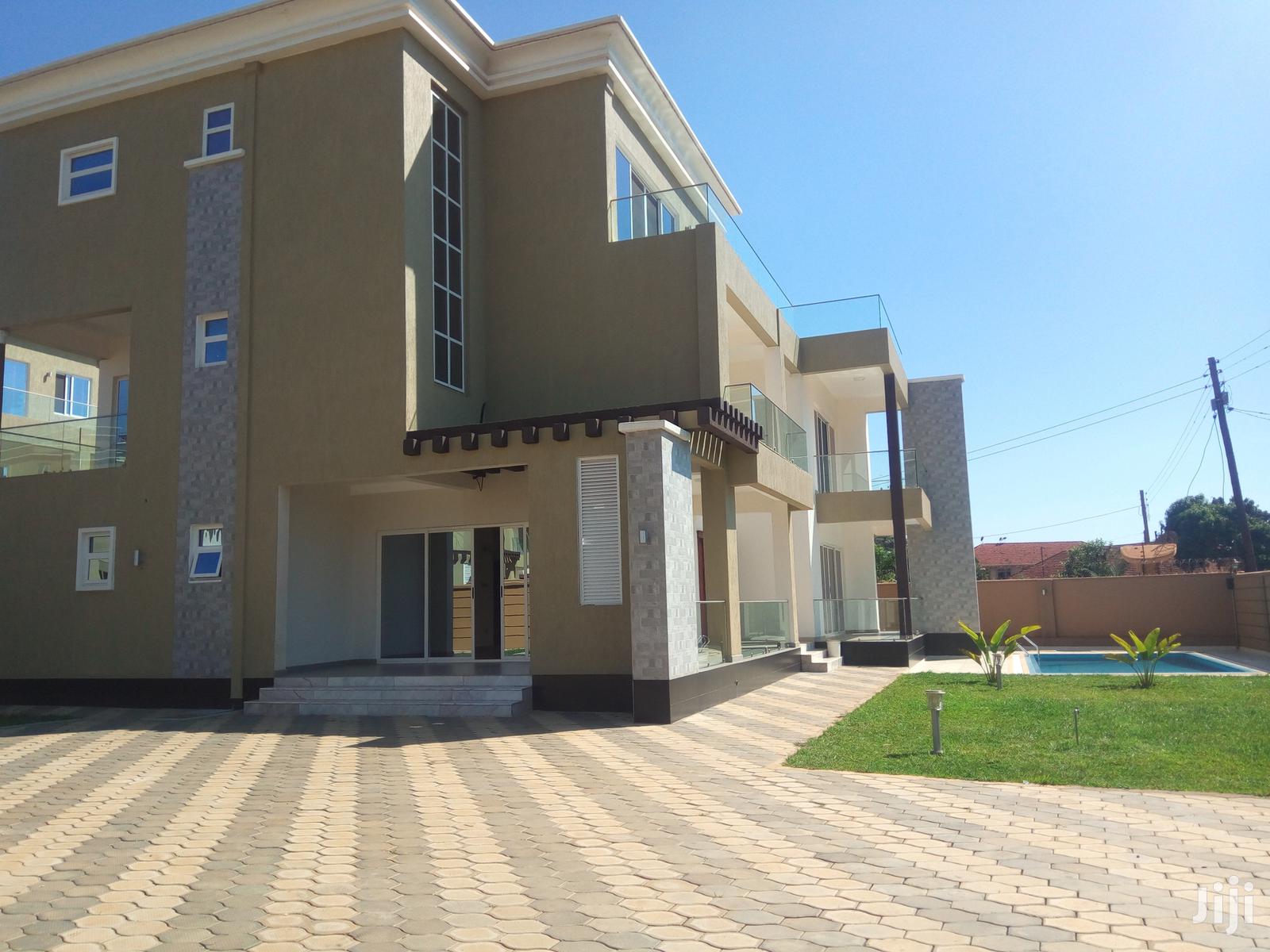 Munyonyo Big House With Alot of Lake View on Market