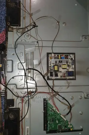 Educated Technicians in TV Lights Repairing