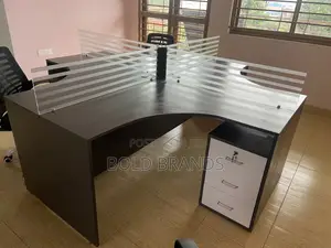 4 Seater Workstation