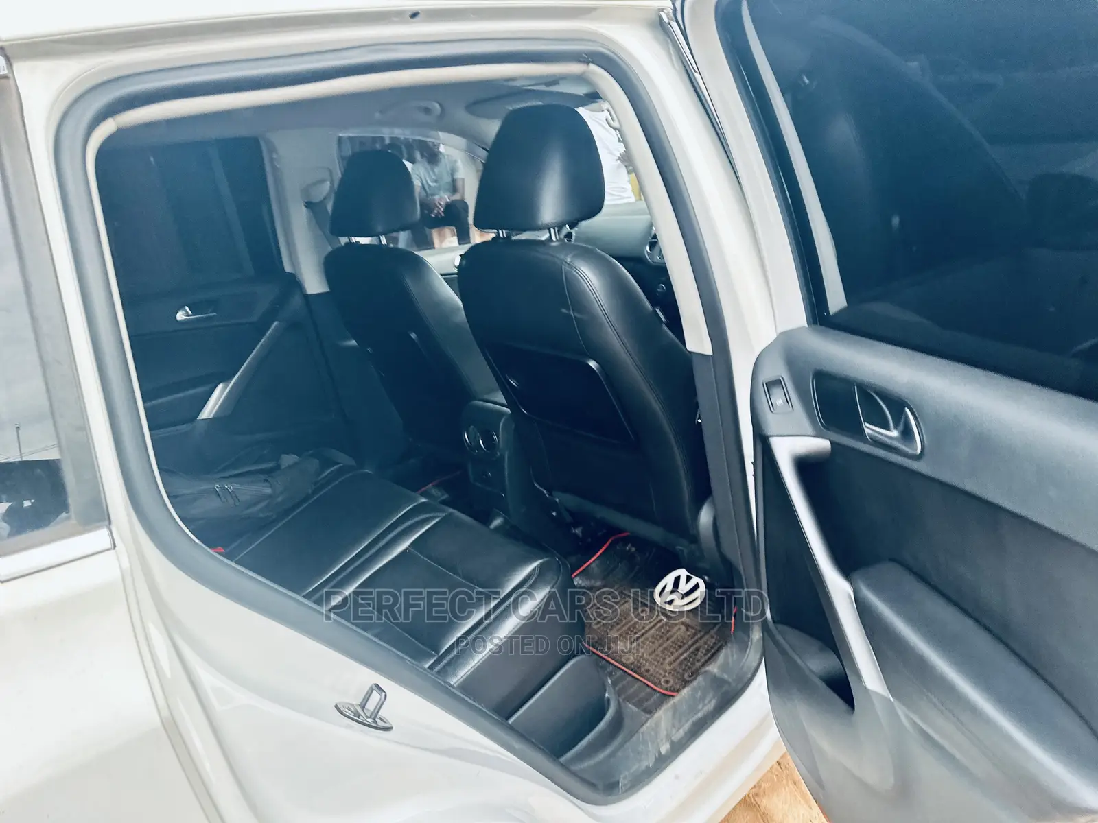 Volkswagen Tiguan 2.0 S 2009 Pearl