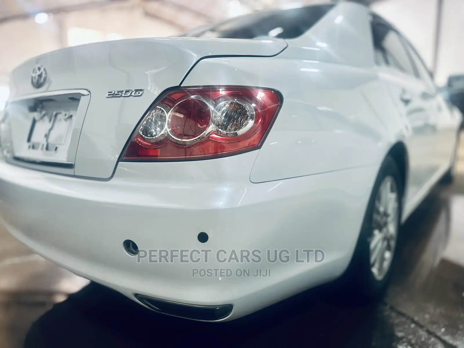 Toyota Mark X 2.5 AWD 2009 Off white