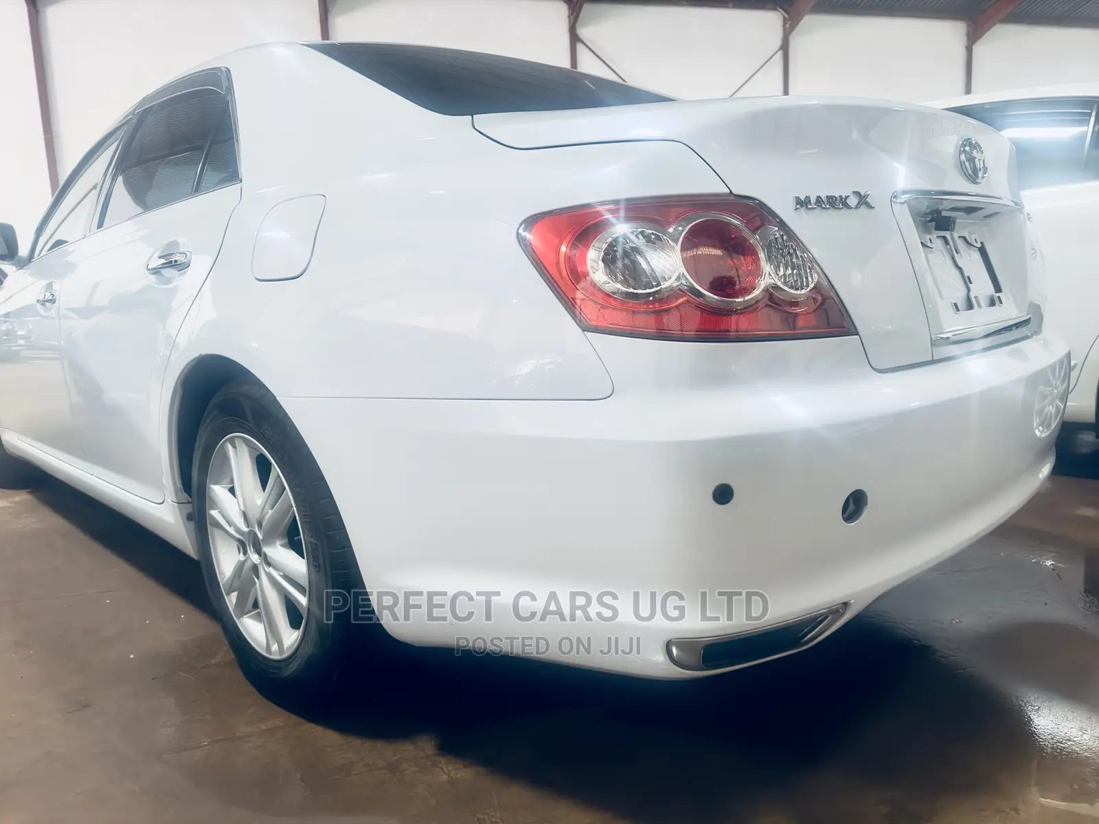Toyota Mark X 2.5 AWD 2009 Off white
