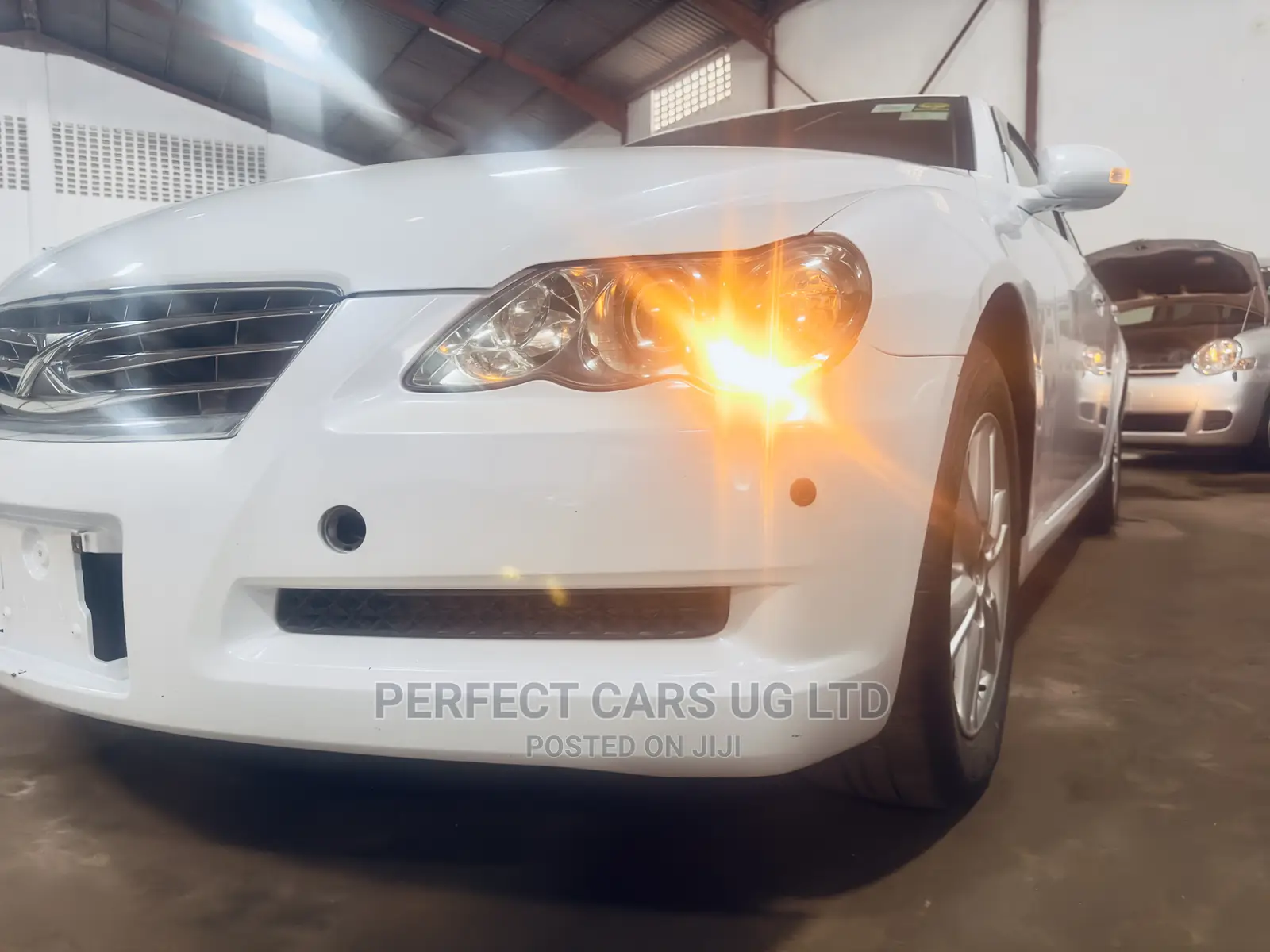 Toyota Mark X 2.5 AWD 2009 Off white