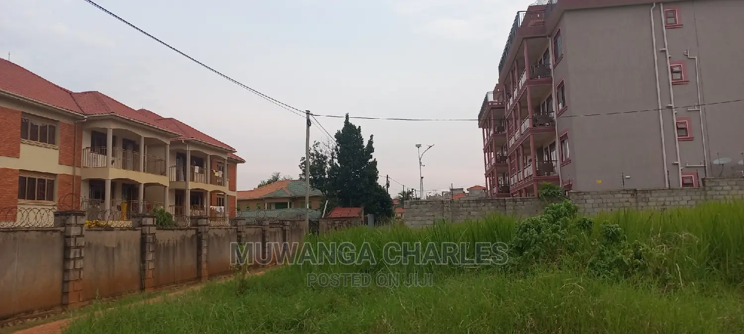 Plot's in Buwate on Quick Sale