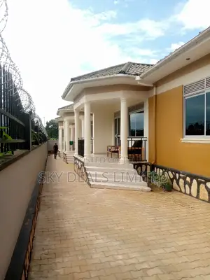 2bdrm Bungalow in Kisaasi, Nakawa for rent