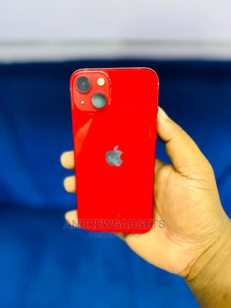 Apple iPhone 13 128 GB Red