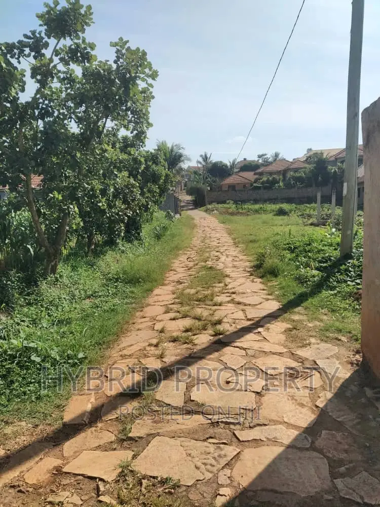 Prime Plot for Sale at Buwate in Kira Sub-County.