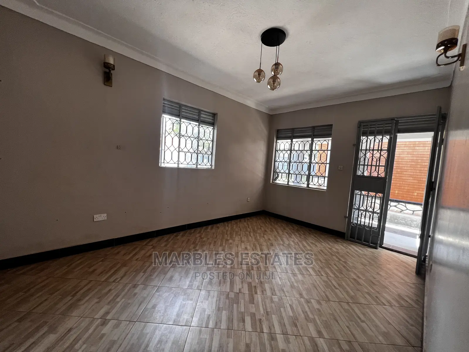 5bdrm Bungalow in Ntinda, Central Division for sale