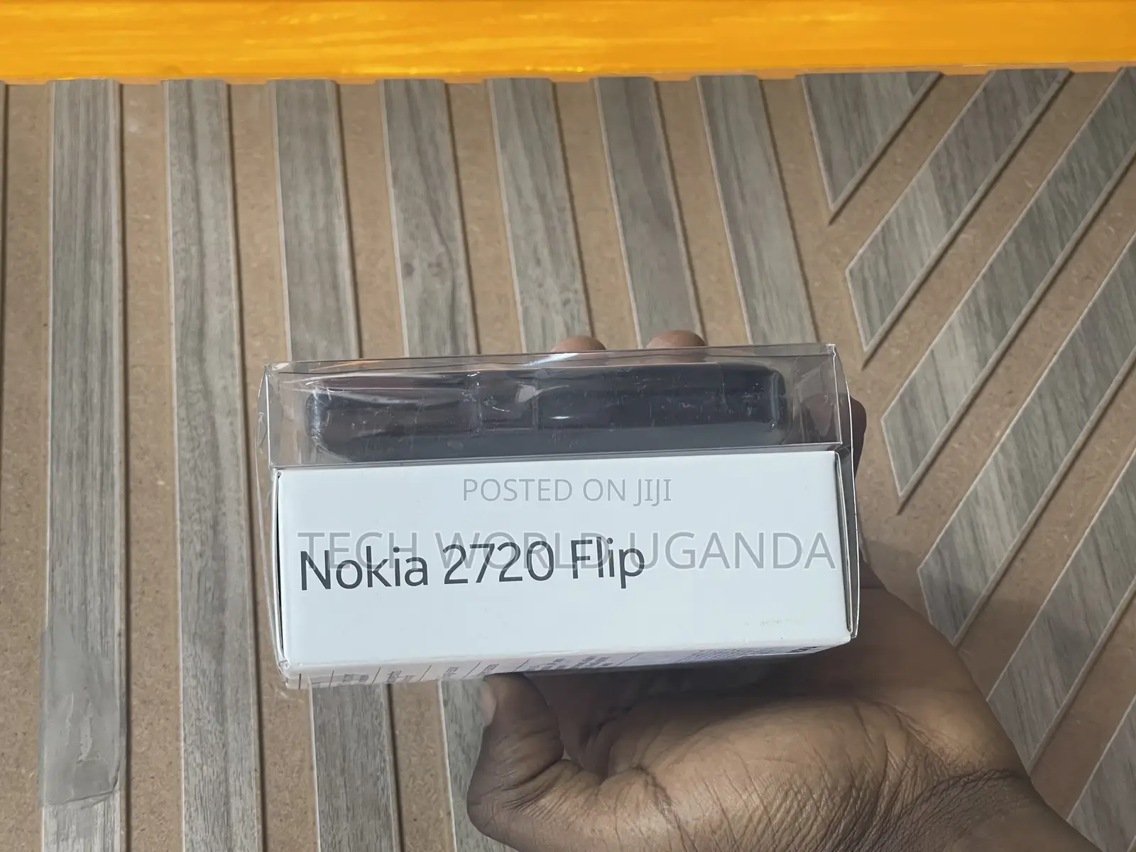 New Nokia 2720 Flip 512 GB Black
