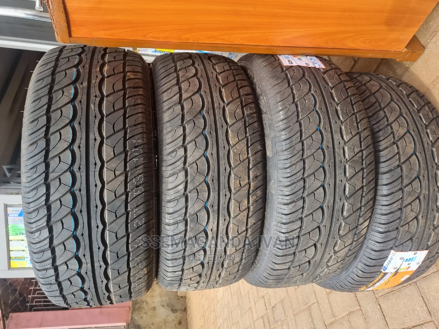 255/55r18 Suv Tyres