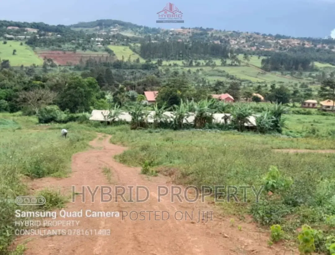 Prime Plots for Sale at Wakiso~Muyomba Land Estate~Hoima Rd.