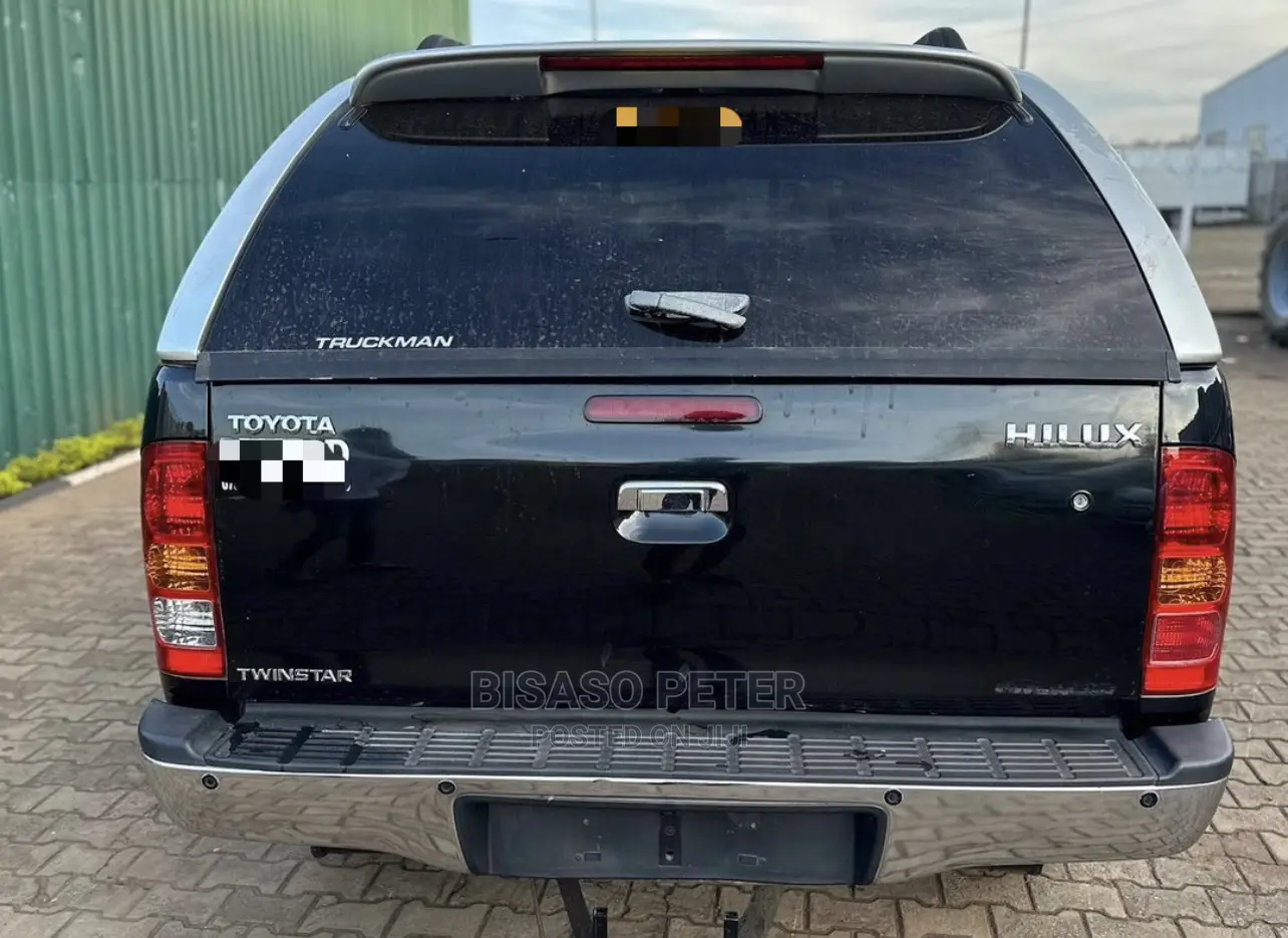Toyota Hilux 2.5 D-4D SRX 2009 Black