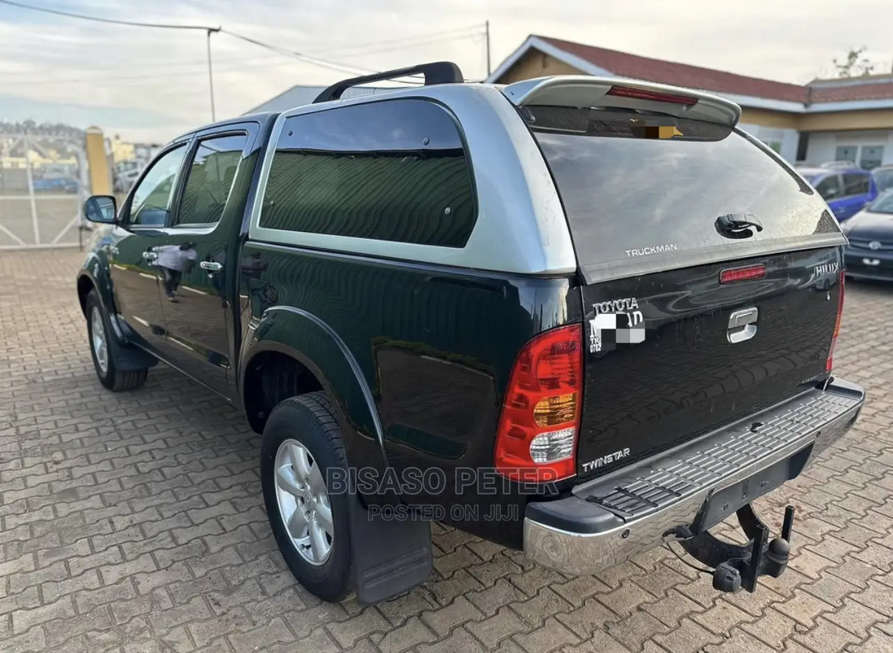Toyota Hilux 2.5 D-4D SRX 2009 Black