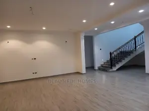 Furnished 6bdrm Mansion in Kira Town, Central Division for sale