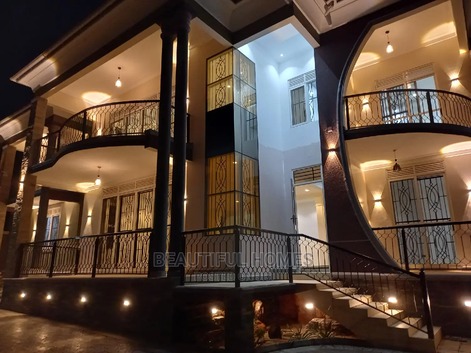 Furnished 6bdrm Mansion in Kira Town, Central Division for sale
