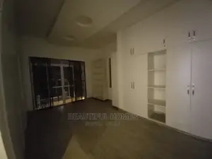 Furnished 6bdrm House in Kira for sale