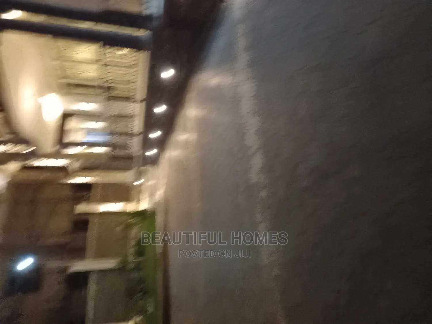 Furnished 6bdrm Mansion in Kira for sale