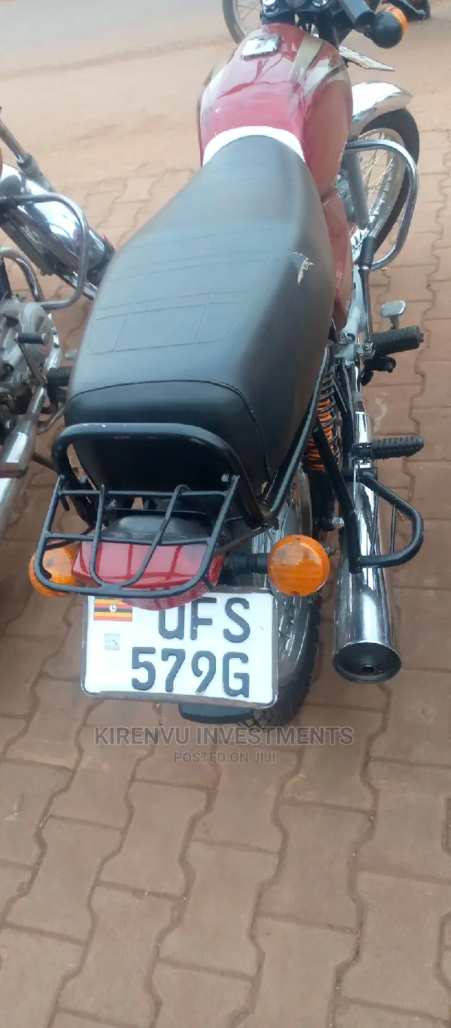 Bajaj Boxer BM100ES 2018 Red