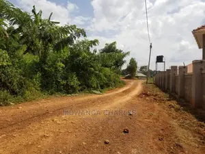 Plot's in Gayaza Kimwanyi on Quick Sale