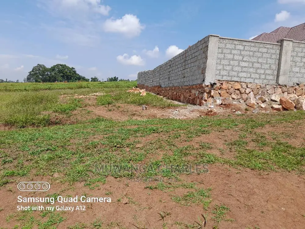 Plot in Kungu on Quick Sale