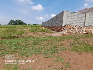 Plot in Kungu on Quick Sale