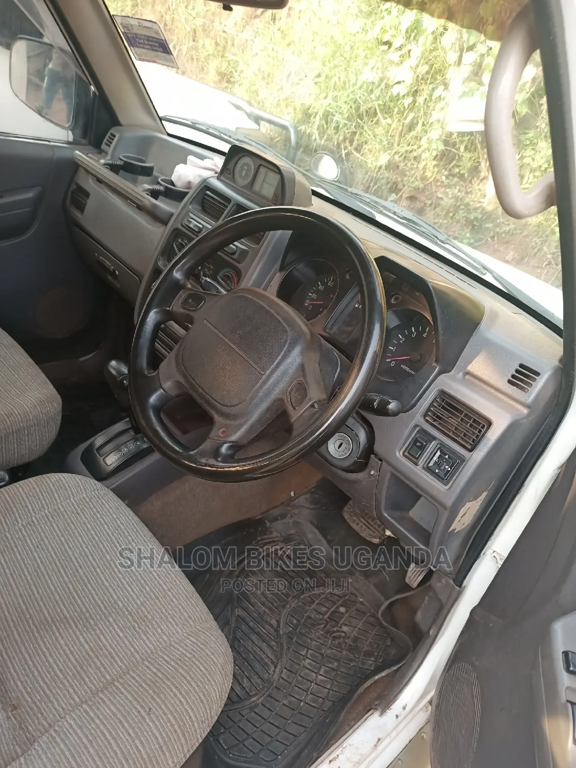Mitsubishi Pajero 2005 White