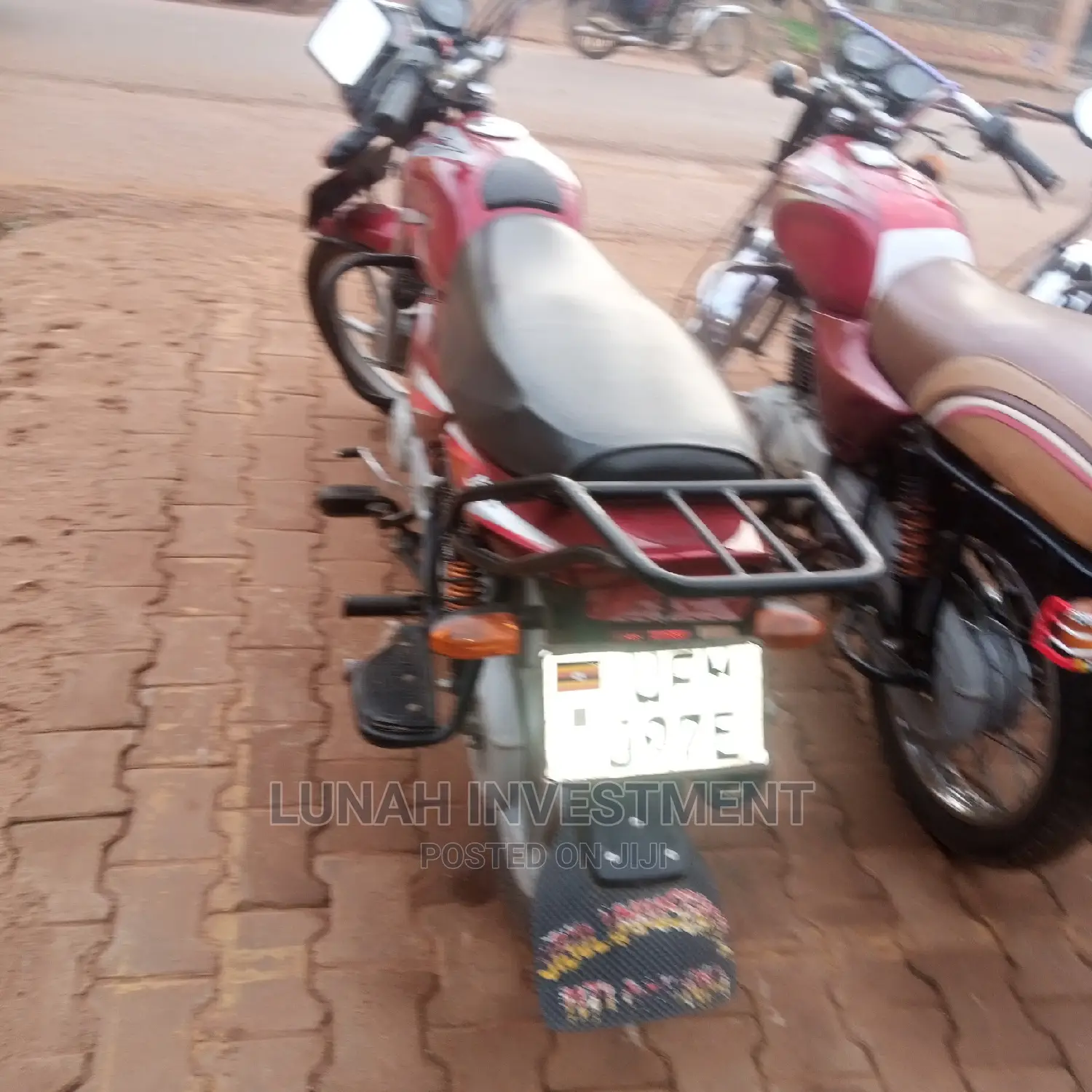 Bajaj Boxer 125 2021 Red