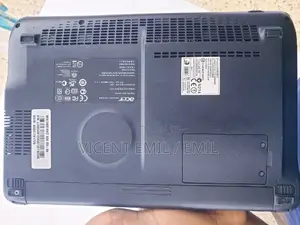 Laptop Acer Aspire One S1002 2GB Intel Atom HDD 256GB