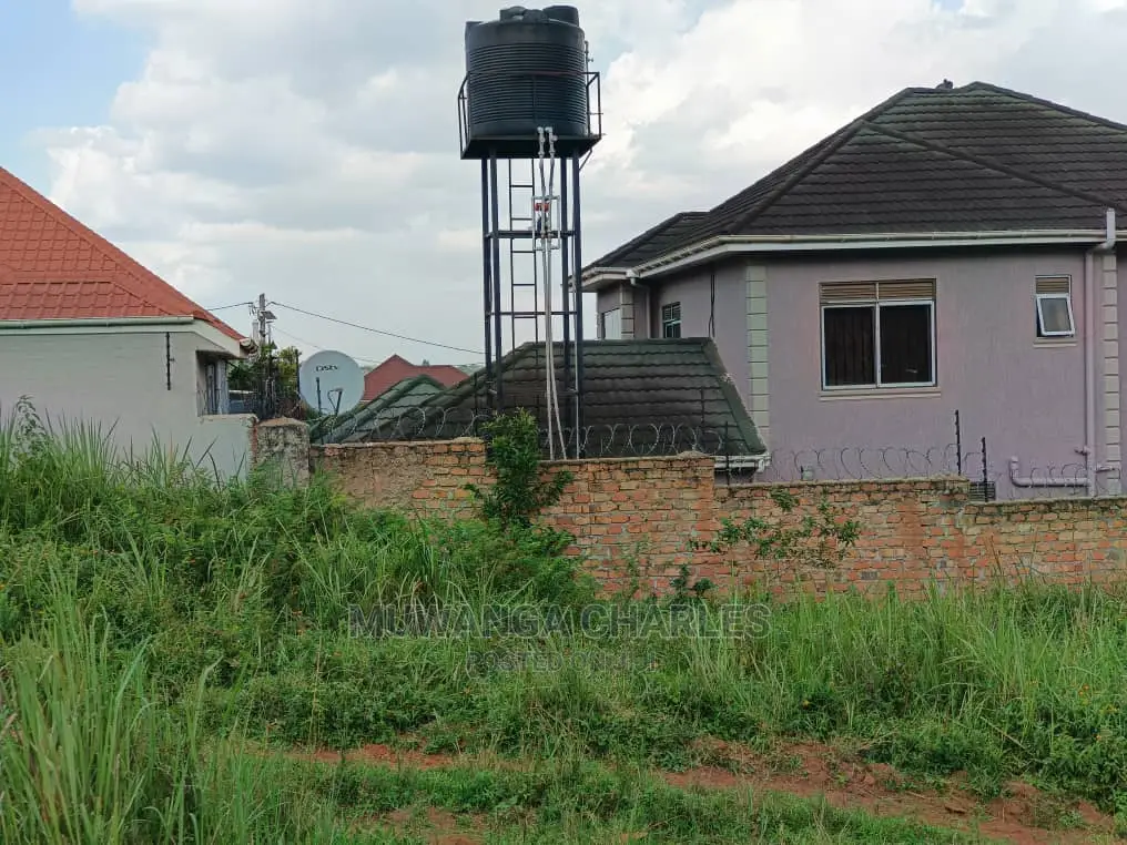 Plot's in Kungu on Quick Sale