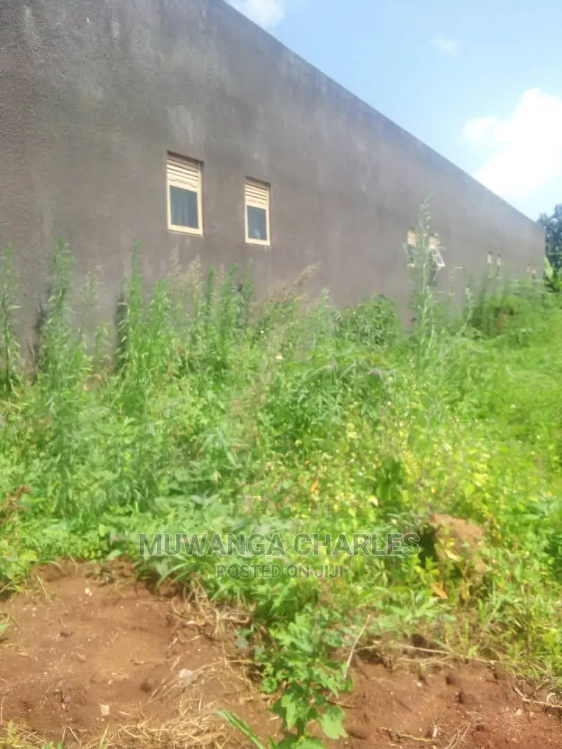 Plot's in Gayaza Kijabijo on Quick Sale