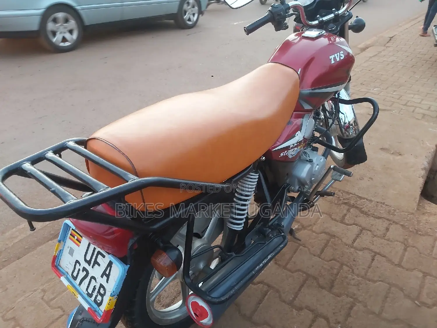 New TVS HLX 125 2019 Red