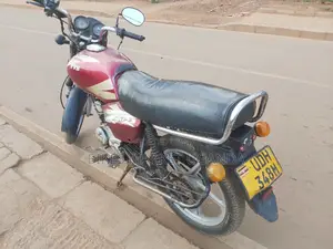 TVS HLX 125 2012 Red