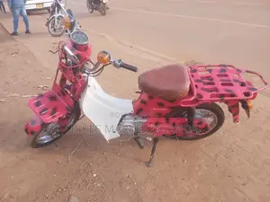Honda 2010 Red