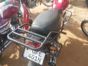 New Hero Hunter 125 2022 Red