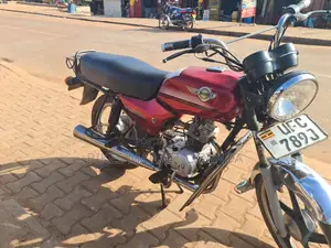 Bajaj Boxer 100 2009 Red