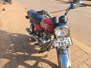 Bajaj Boxer 100 2009 Red