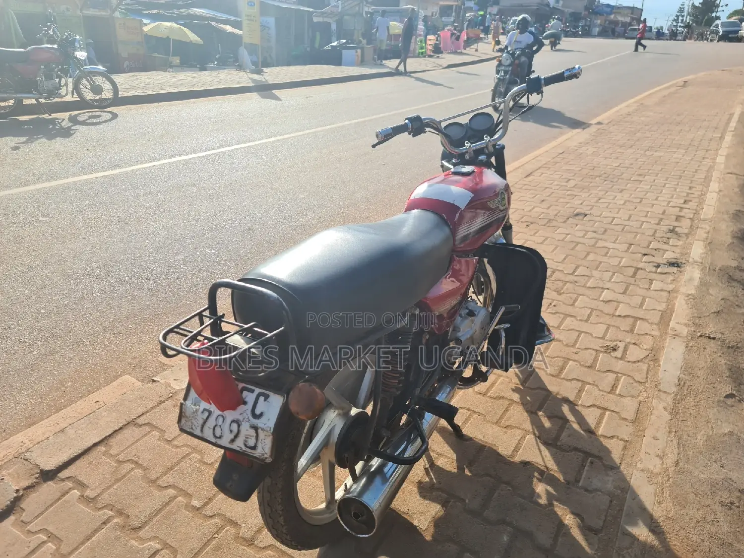 Bajaj Boxer 100 2009 Red