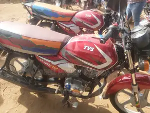 New TVS HLX 125 2022 Red