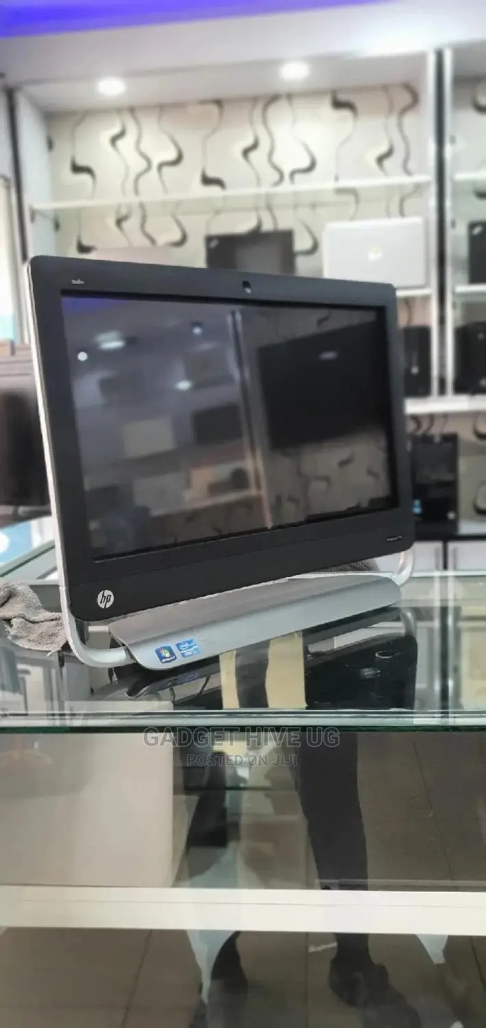 Desktop Computer HP Pavilion 24 8GB Intel Core I3 HDD 500GB