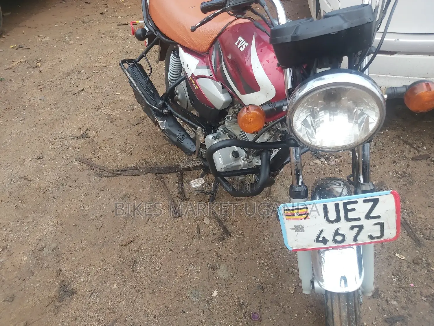 New TVS HLX 125 2018 Red