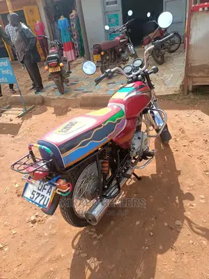 Bajaj Pulsar 150 2022 Brown