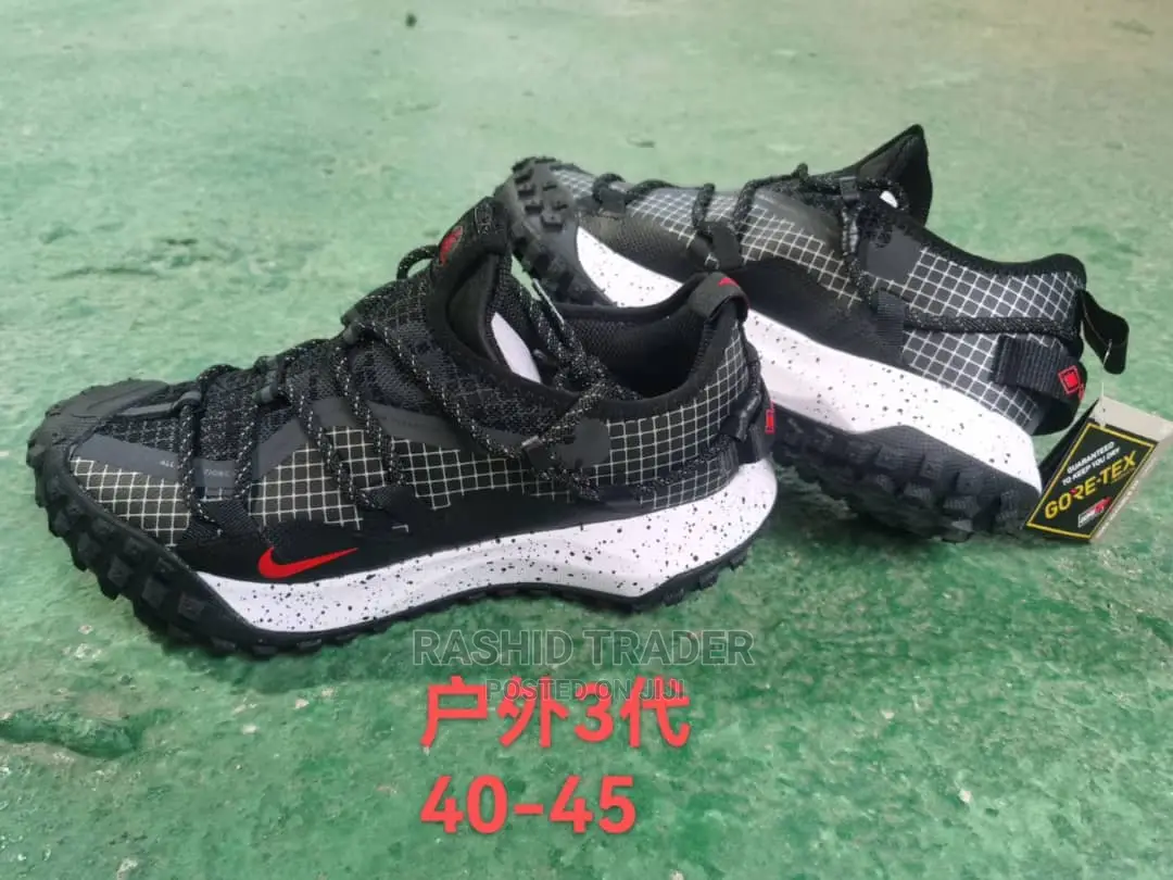 Gore Tex Quality Sneakers