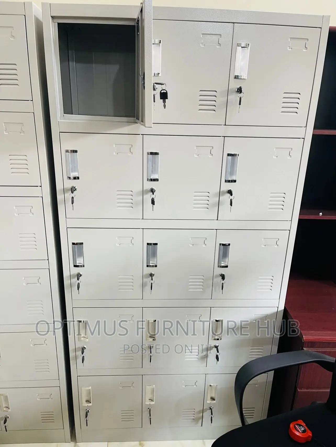 Locker (15 Compartments)
