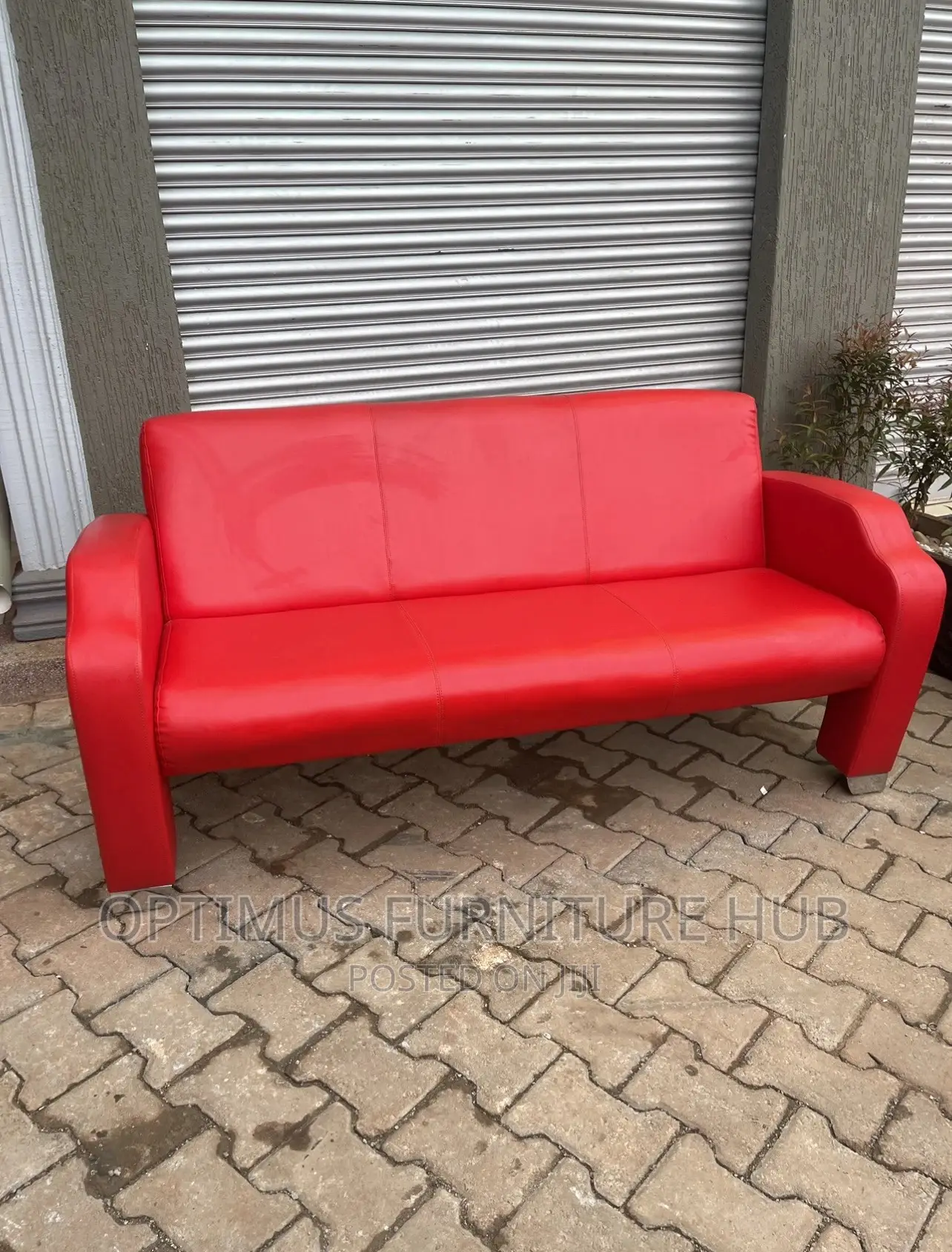 Red Waiting Chair