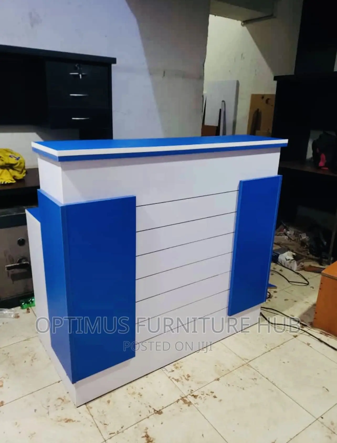 Reception Desk (1.4meters)