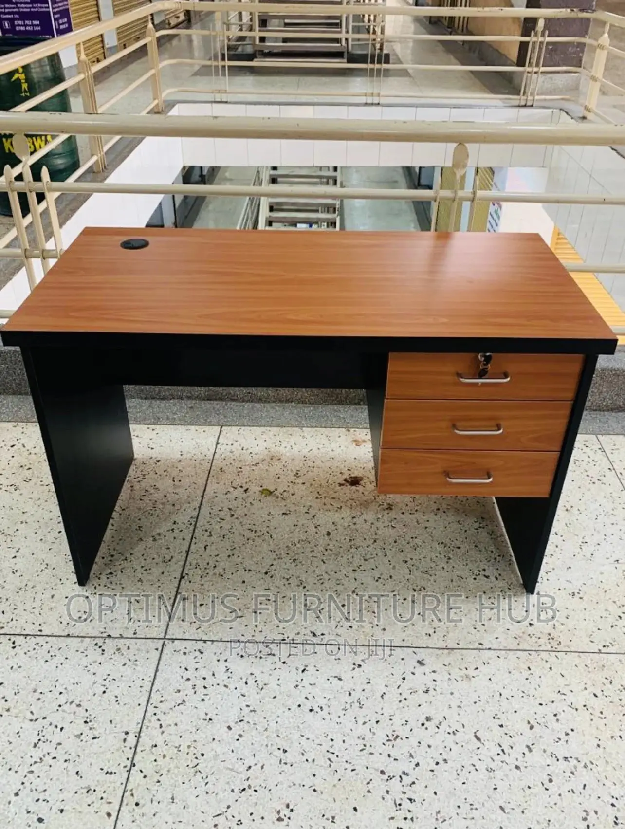 Office Desk (Brown)