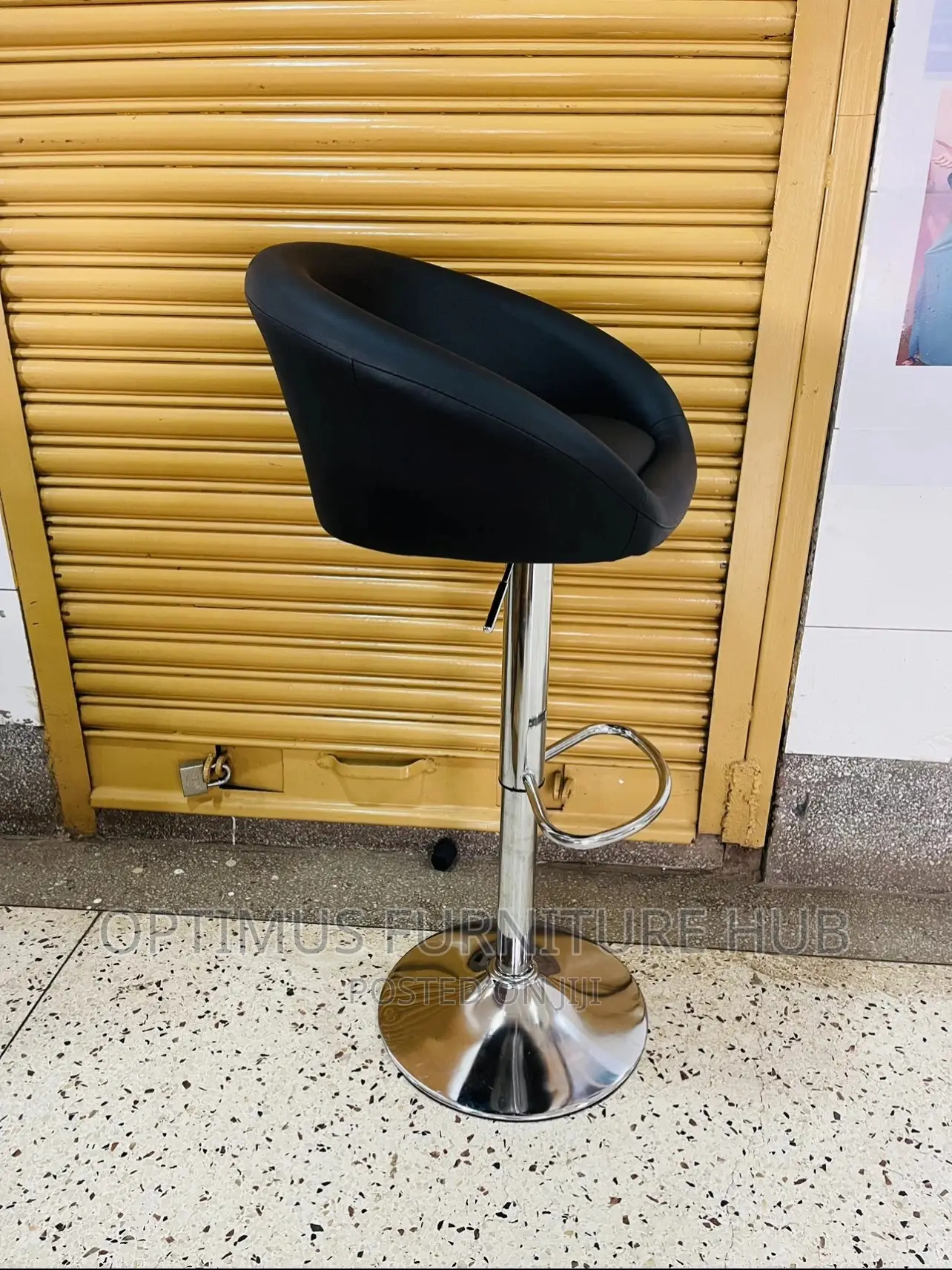 Bar Stool (Swivel)