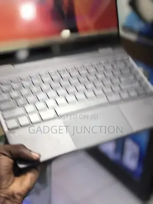 New Laptop HP Envy X360 8GB AMD Ryzen 5 SSD 512GB