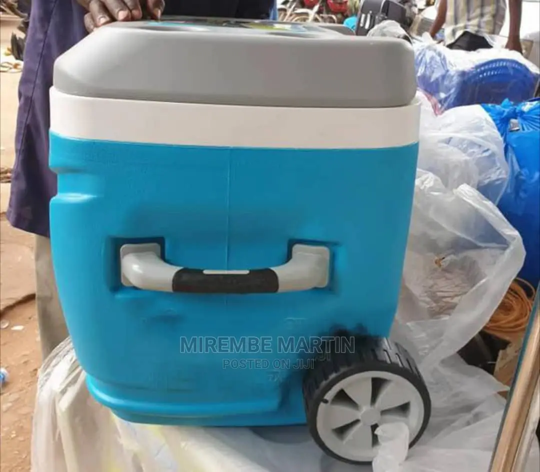 Ice Cooler Box
